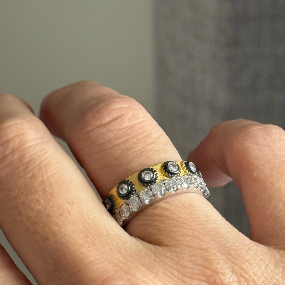 New Freida Rothman Sterling and matte gold Black and silver stud Accents - Picture 2 of 4